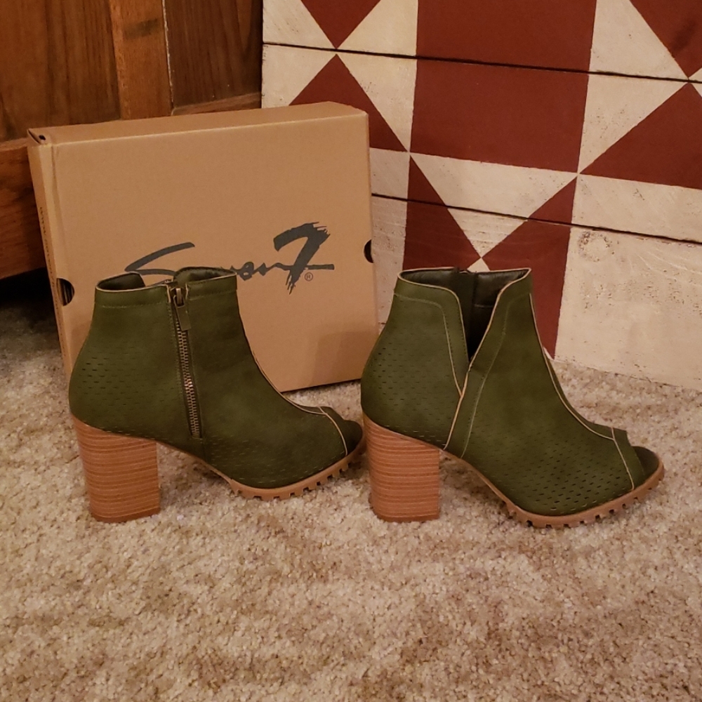 Open Toe Boots